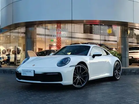 Porsche 911 2023