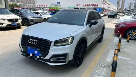 Audi Q2L 2018