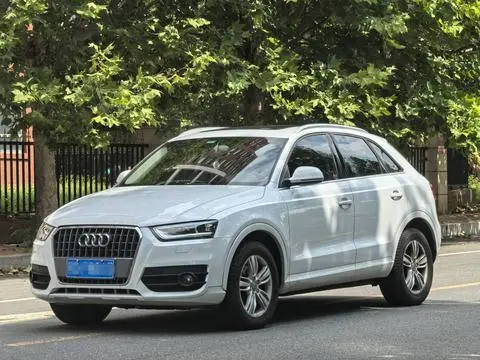 Audi Q3 2013 — фото 1