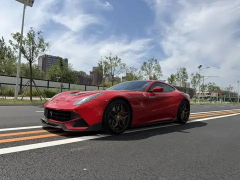 Ferrari F12berlinetta 2013