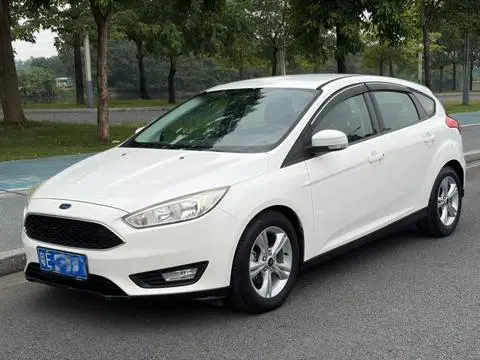 Ford Focus 2017 — фото 1