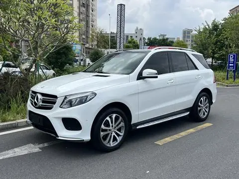 Mercedes-Benz GLE 2015