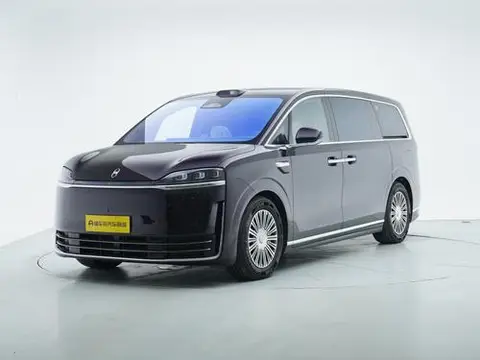 Luxeed V9 2026