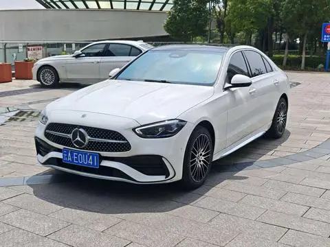 Mercedes-Benz C-Class 2024