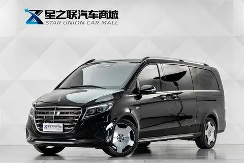 Mercedes-Benz V-Class 2024 — фото 1