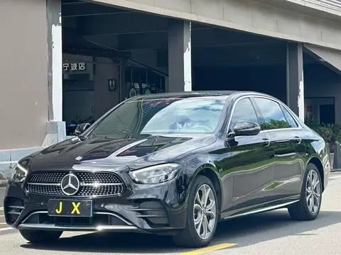 Mercedes-Benz E-Class 2021