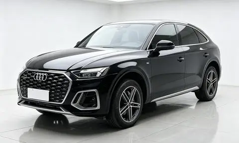 Audi Q5L Sportback 2023 — фото 1
