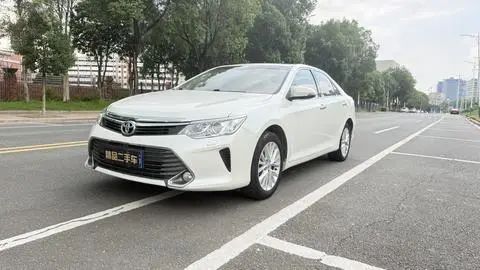 Toyota Camry 2016