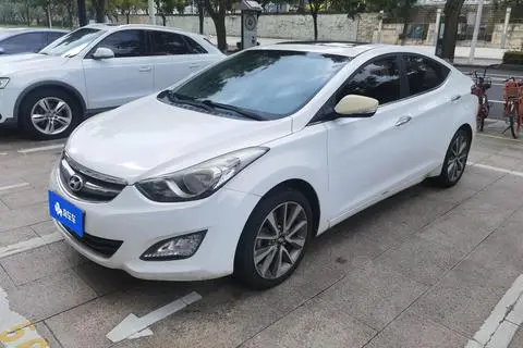 Hyundai Elantra Langdong 2015