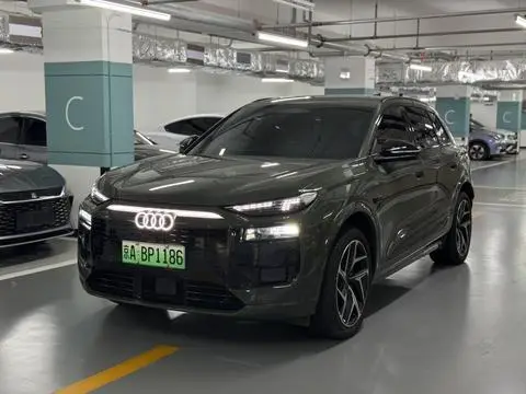 Audi Q6L e-tron 2026