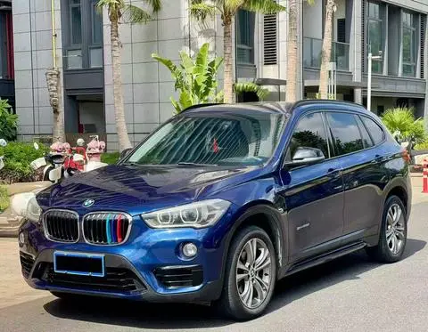 BMW X1 2018 — фото 1