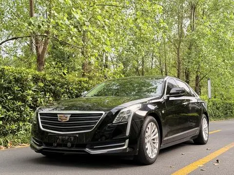 Cadillac CT6 2018 — фото 1