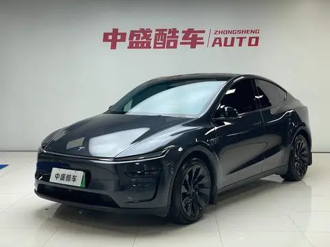 Tesla Model Y 2025