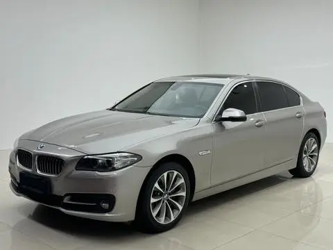 BMW 5 Series 2014 — фото 1