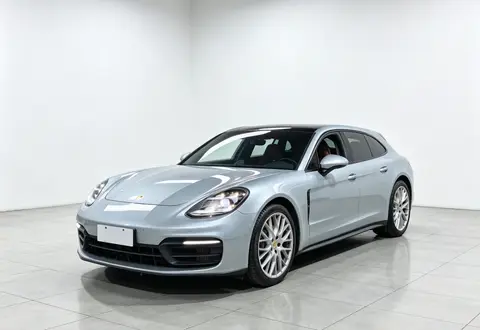 Porsche Panamera 2022
