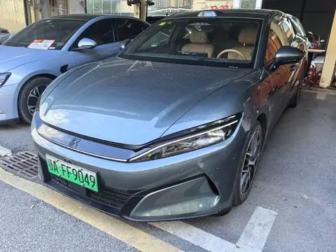BYD Han L DM 2025