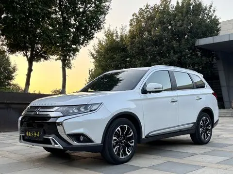 Mitsubishi 欧蓝德 2019