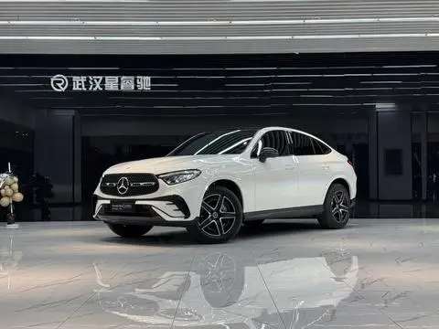 Mercedes-Benz GLC轿跑 2025