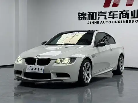 BMW M3 2011