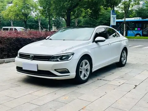 Volkswagen Lamando 2015