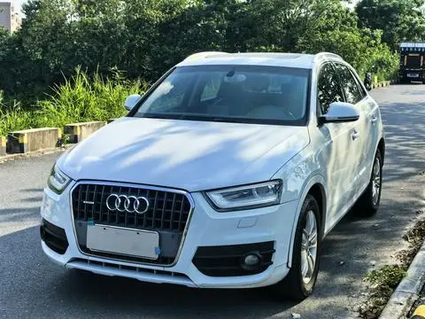 Audi Q3 2015 — фото 1