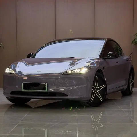 Tesla Model 3 2025