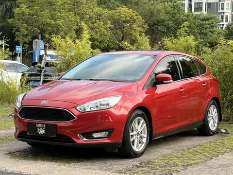 Ford Focus 2017 — фото 1