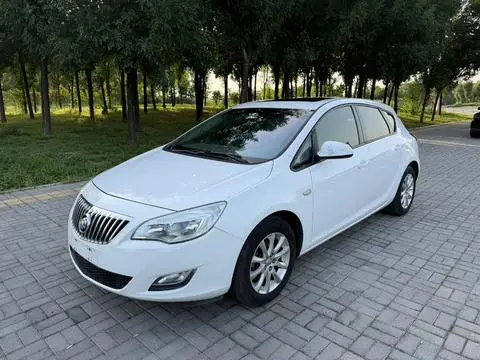 Buick Excelle GT 2014 — фото 1