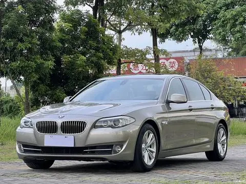 BMW 5 Series 2011