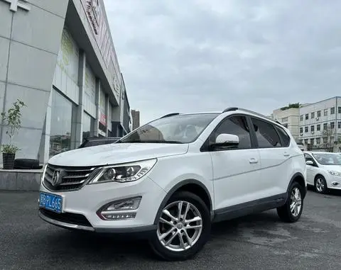 Baojun 560 2015