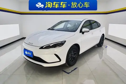 BYD Seal05 DM 2025