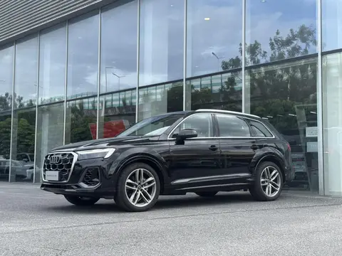 Audi Q7 2025