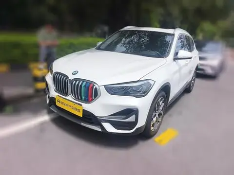 BMW X1 2022 — фото 1