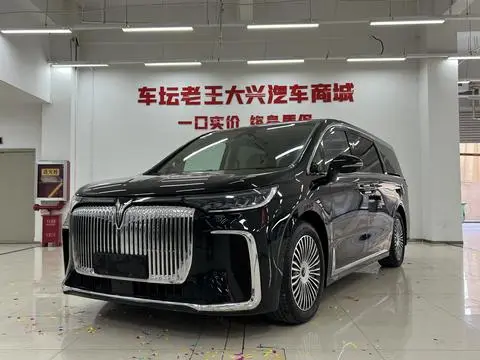 Voyah 梦想家 PHEV 2025