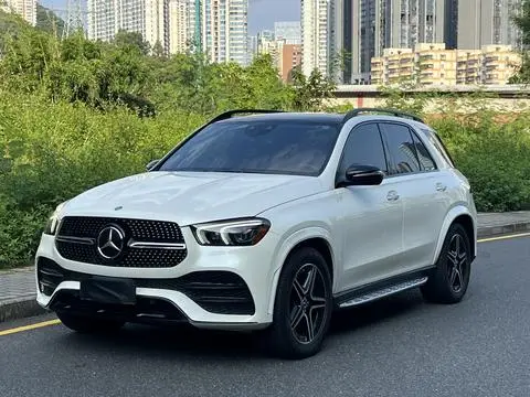 Mercedes-Benz GLE 2020 — фото 1