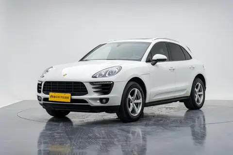 Porsche Macan 2014 — фото 1