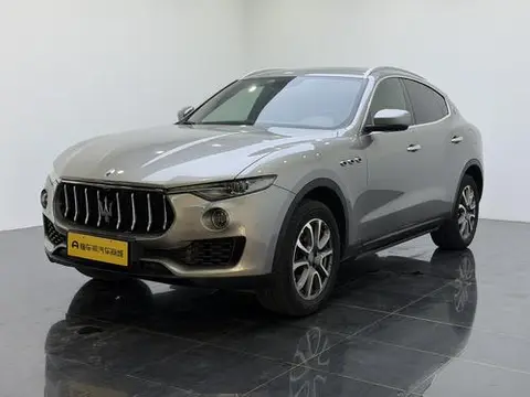 Maserati Levante 2016 — фото 1
