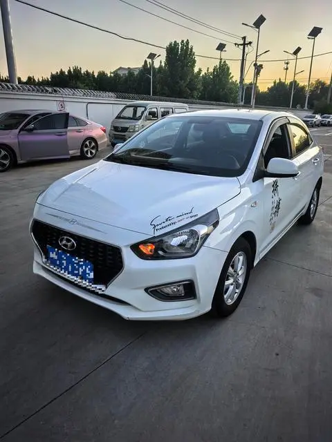 Hyundai 瑞纳 2017