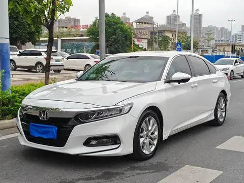 Honda Accord 2018 — фото 1