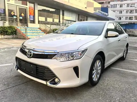 Toyota Camry 2016 — фото 1