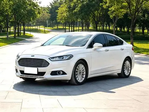 Ford 蒙迪欧 2013 — фото 1