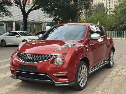 Infiniti ESQ 2014