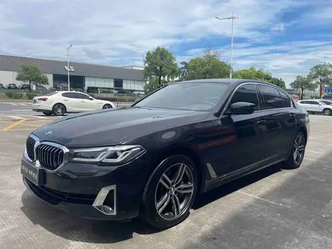 BMW 5 Series 2021 — фото 1