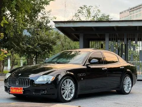 Maserati Quattroporte 2010