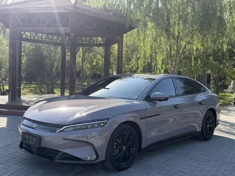 BYD Han DM 2025
