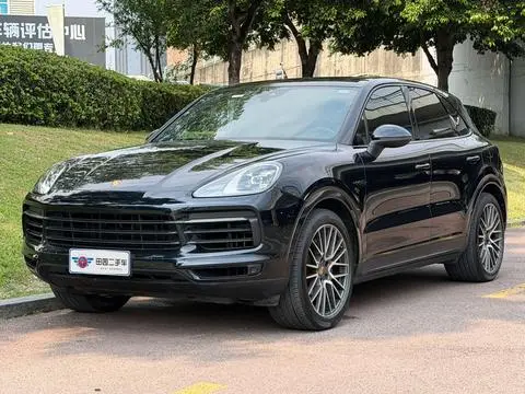 Porsche Cayenne E-Hybrid 2020