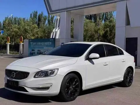 Volvo S60 2019