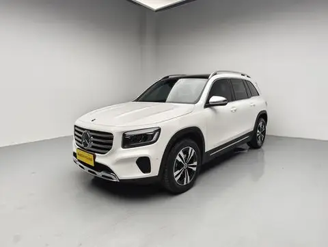 Mercedes-Benz GLB 2024