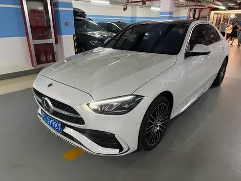 Mercedes-Benz C-Class 2024