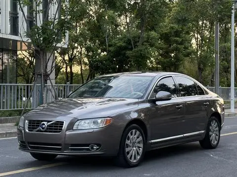 Volvo S80L 2012